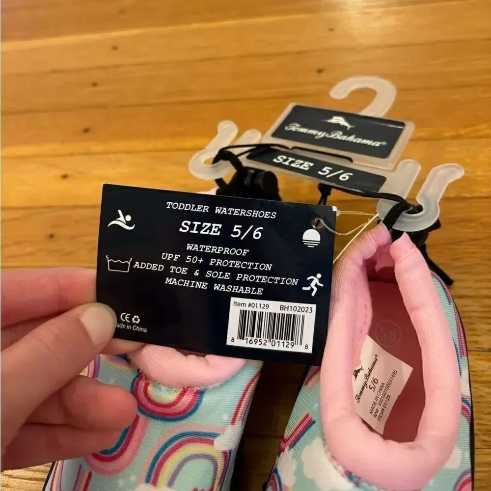 Tommy Bahama rainbow Water shoes machine washable toddler size 5/6 NWT